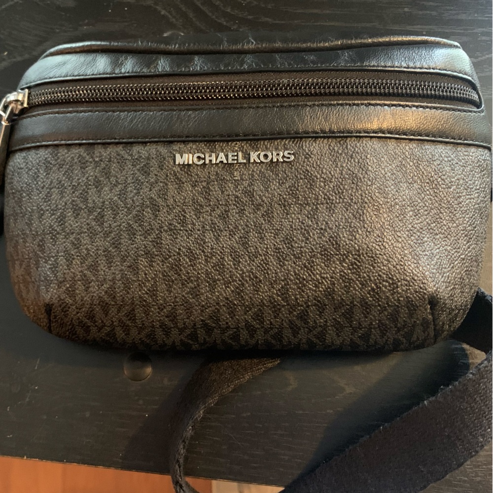 Michael Kors Belt Bag